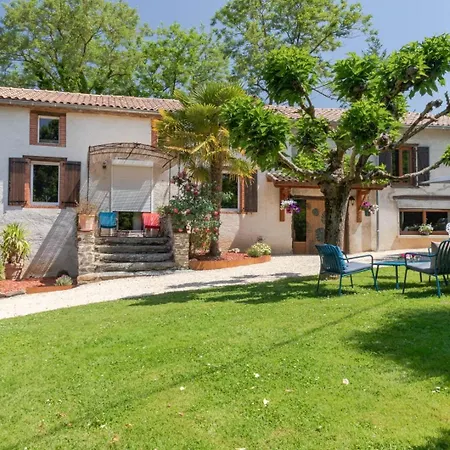 Holiday home Le Ruisseau Du Bejean *