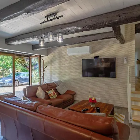 Holiday home Le Ruisseau Du Bejean