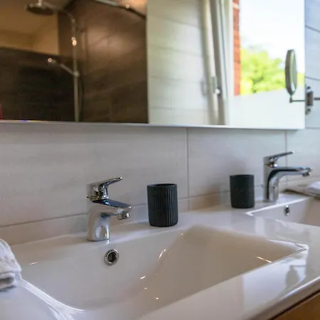 Holiday home Le Ruisseau Du Bejean