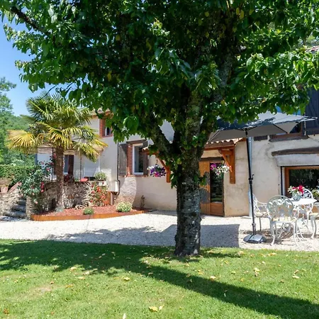 Casa de Férias Le Ruisseau Du Bejean